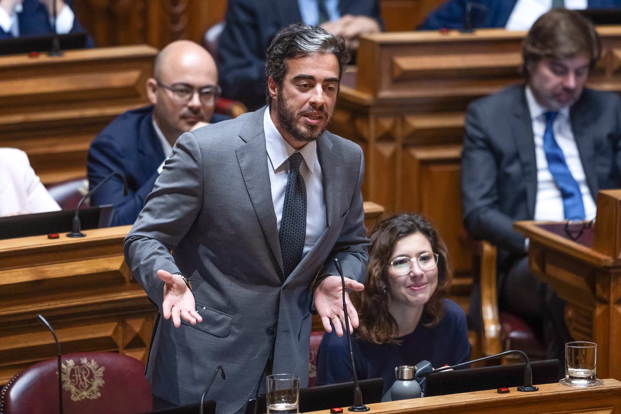 Iniciativa Liberal a favor de Cartão Europeu de Vacinação, chamando à petição de ‘teorias da conspiração’